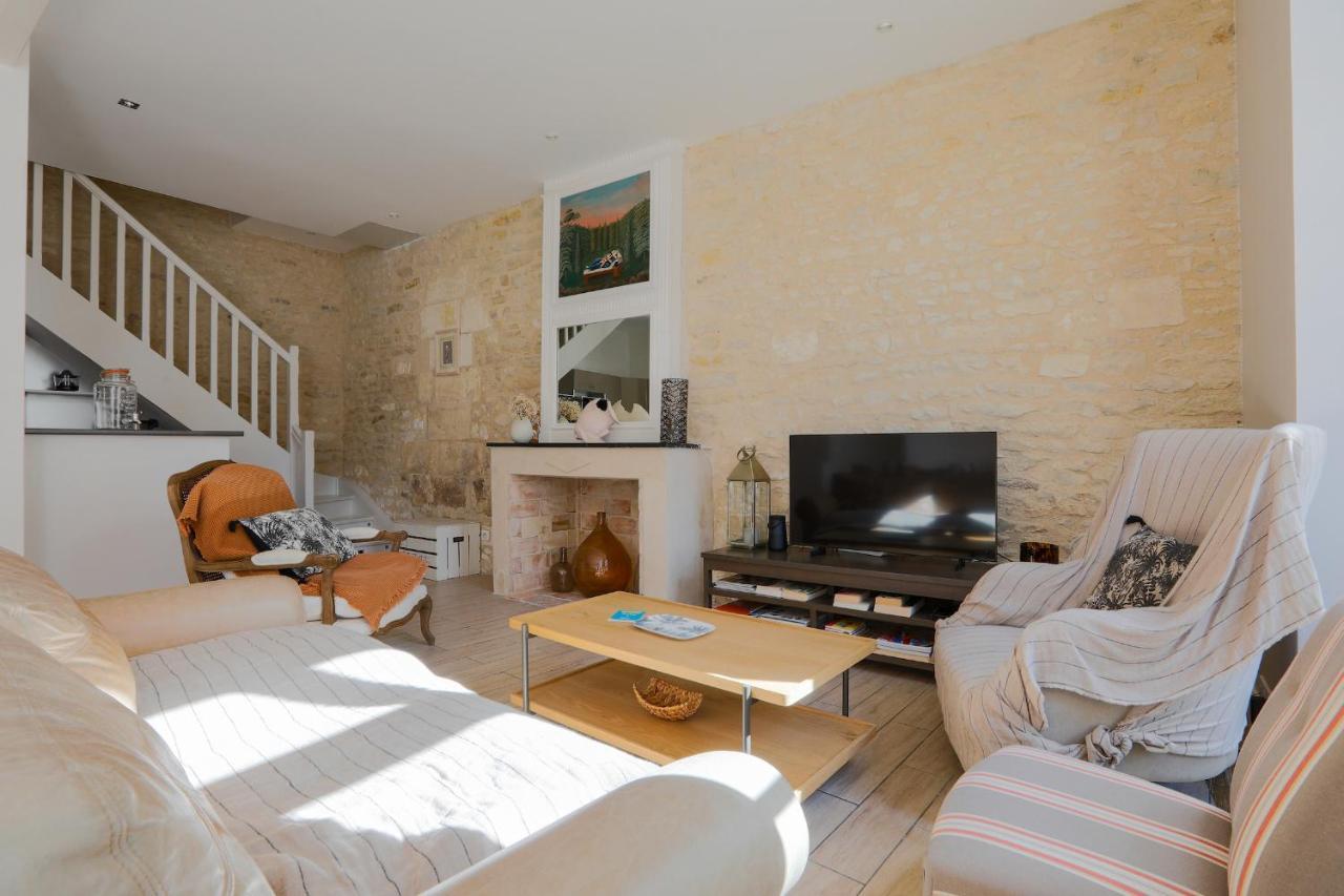 Duplex Joliment Decore Et Sa Cour Ensoleillee Saint-Martin-de-Re Ngoại thất bức ảnh